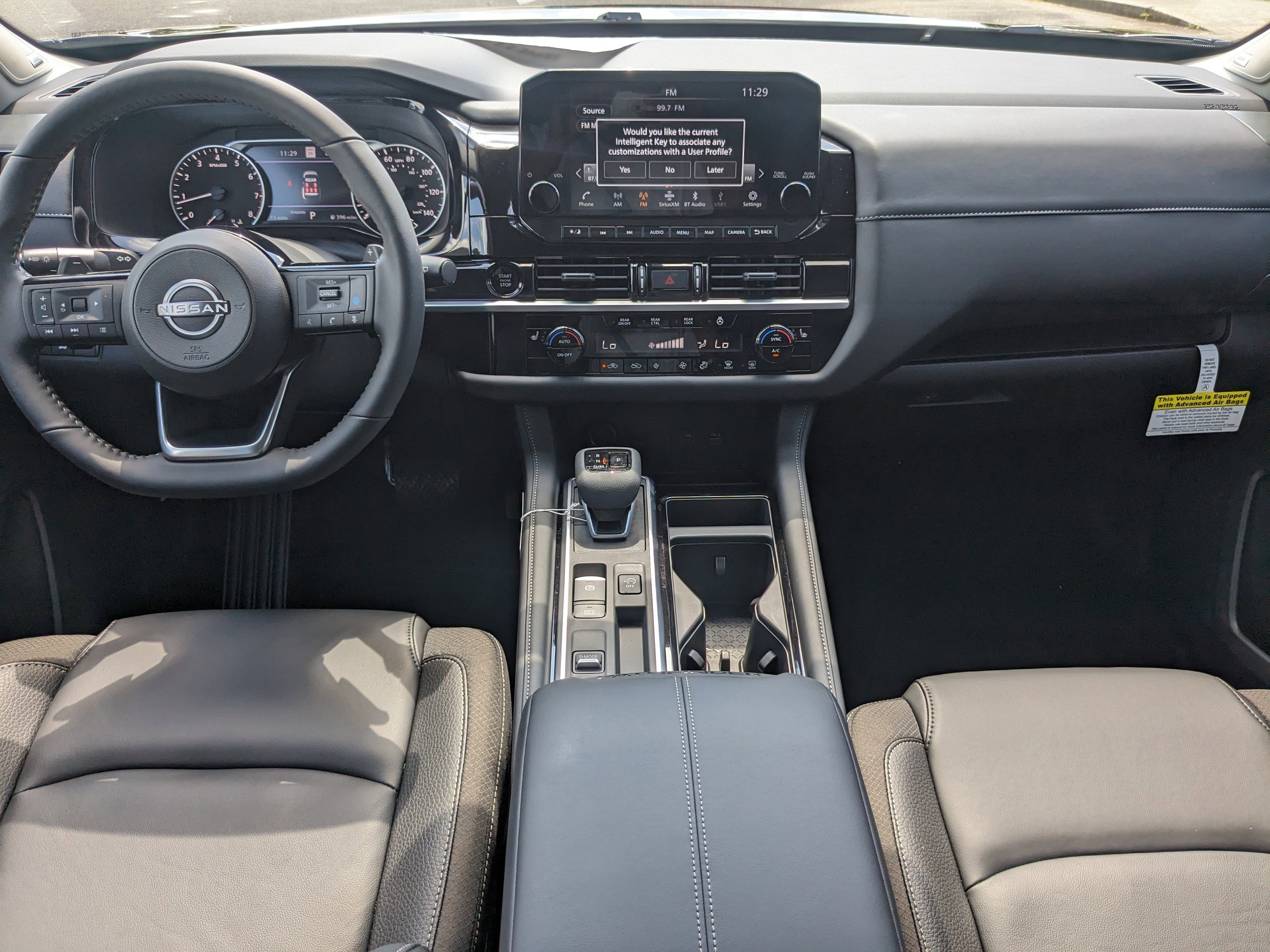 2025 Nissan Pathfinder SV photo 3