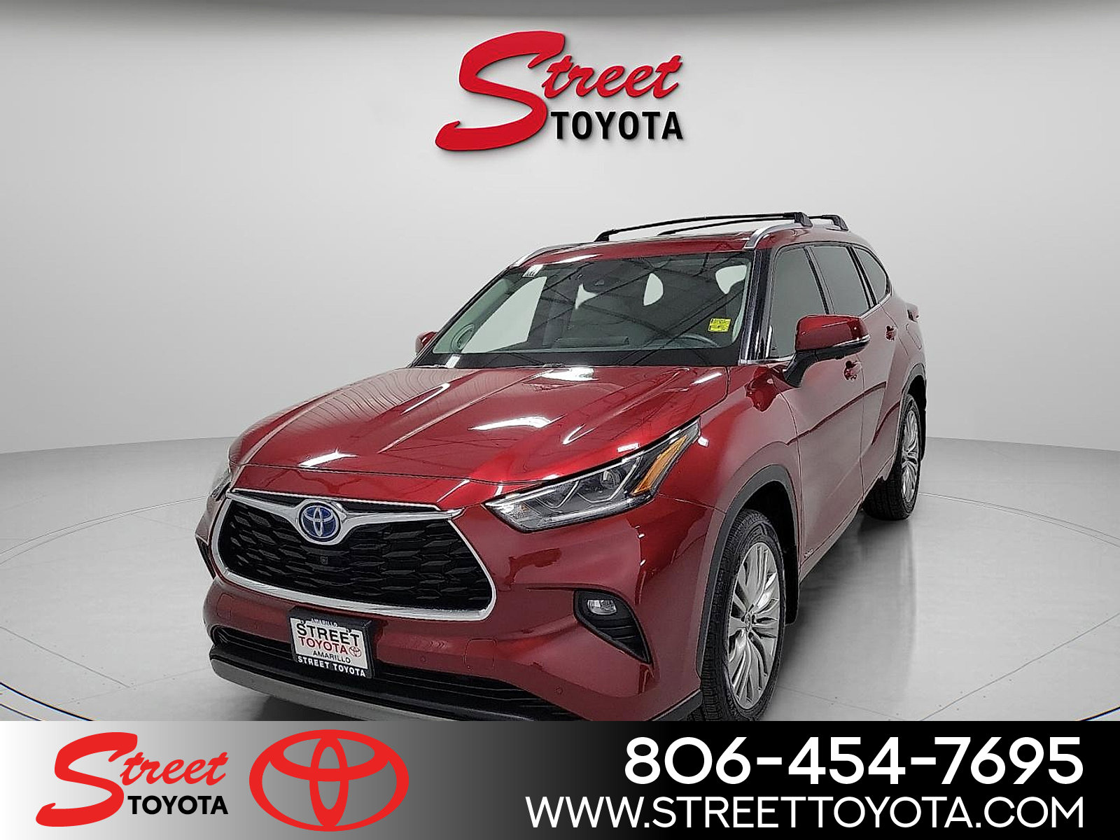 2023 Toyota Highlander Platinum's photo