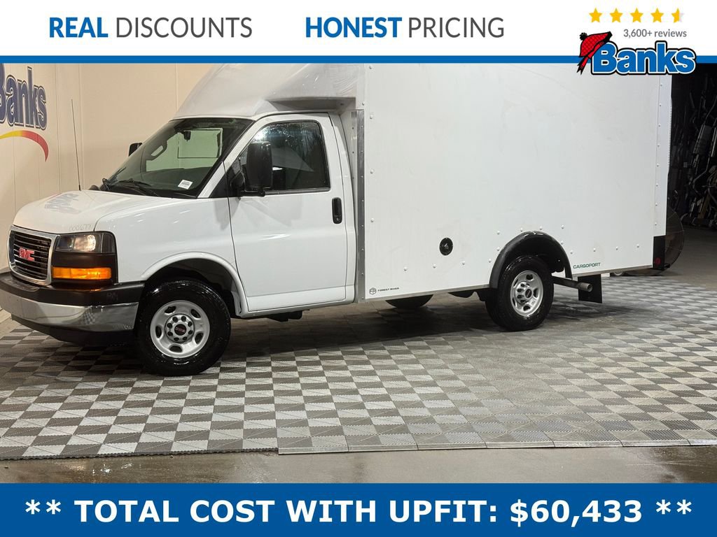 2026 GMC Savana LT's photo