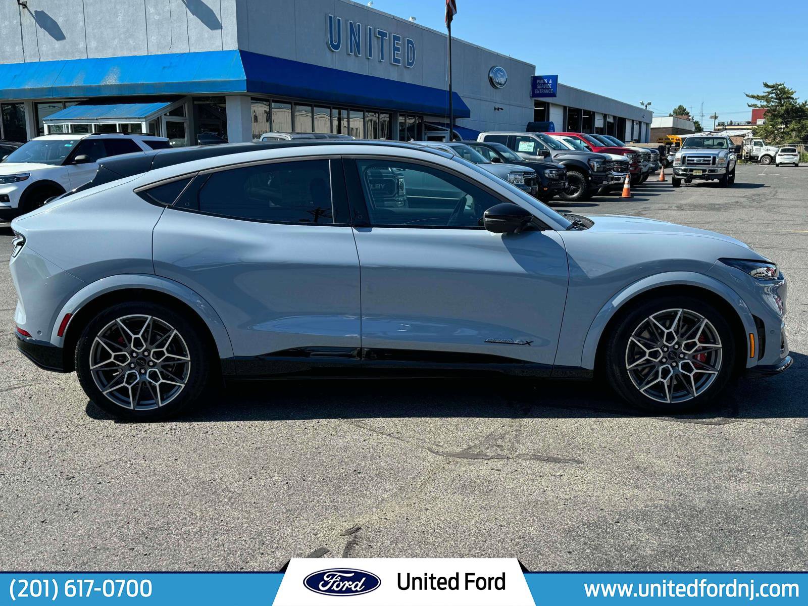 2024 Ford Mustang Mach-E GT photo 4