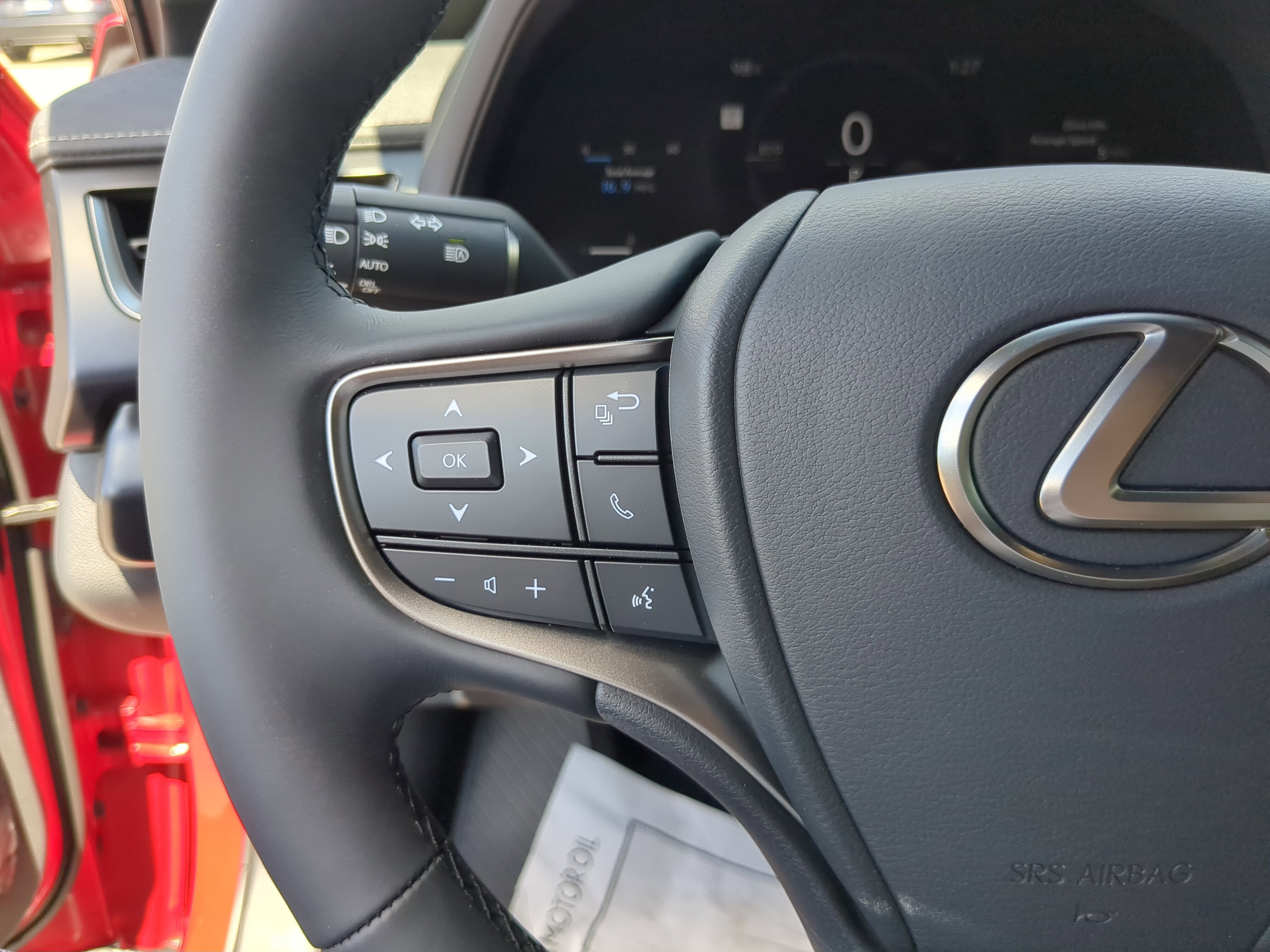 2025 Lexus UX Premium photo 20