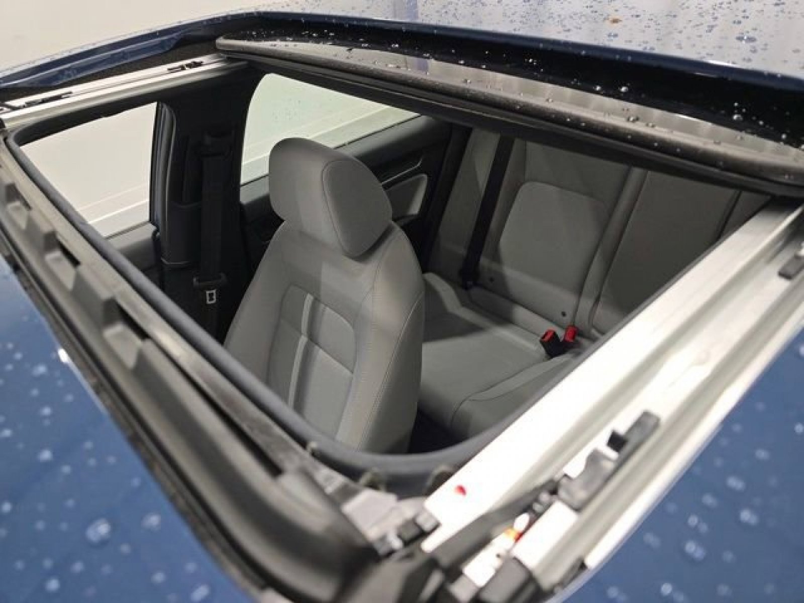 2025 Honda Civic Hybrid Sport photo 3