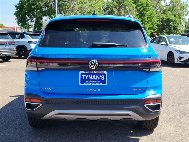 2025 Volkswagen Taos SEL photo 4