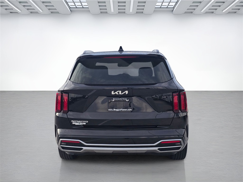 2023 Kia Sorento S photo 3