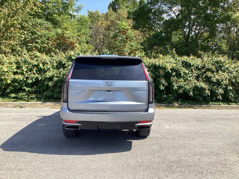 2023 Cadillac Escalade Premium Luxury photo 6