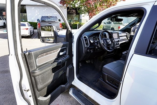 Certified Used 2024 White Ram Big Horn image 33