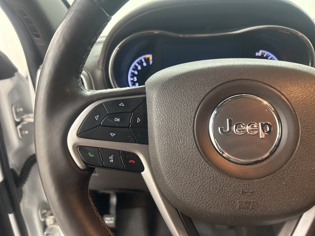 2018 Jeep Grand Cherokee Overland photo 13