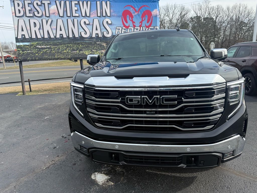 Used 2025 GMC Sierra 1500 SLT with VIN 3GTUUDE81SG288590 for sale in Little Rock