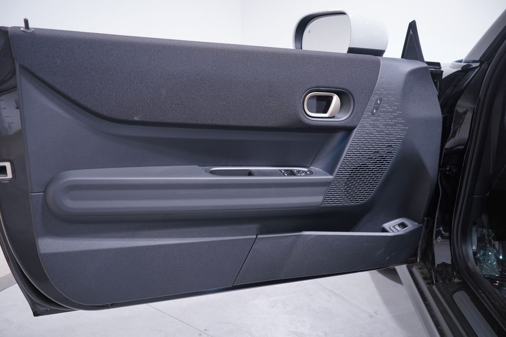 2025 Mini Cooper 2 Door Hardtop Signature photo 10