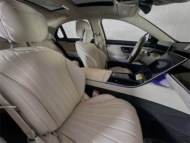 2026 Mercedes Benz S 500 4MATIC photo 26