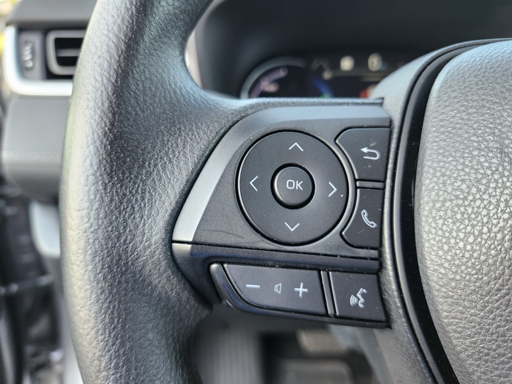 2023 Toyota RAV4 Hybrid LE photo 11