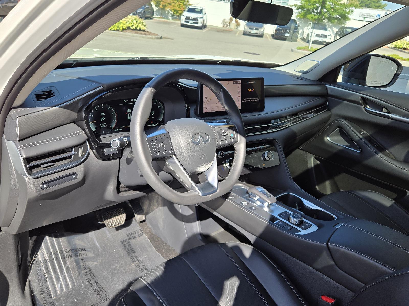 2025 Infiniti QX60 Luxe photo 4