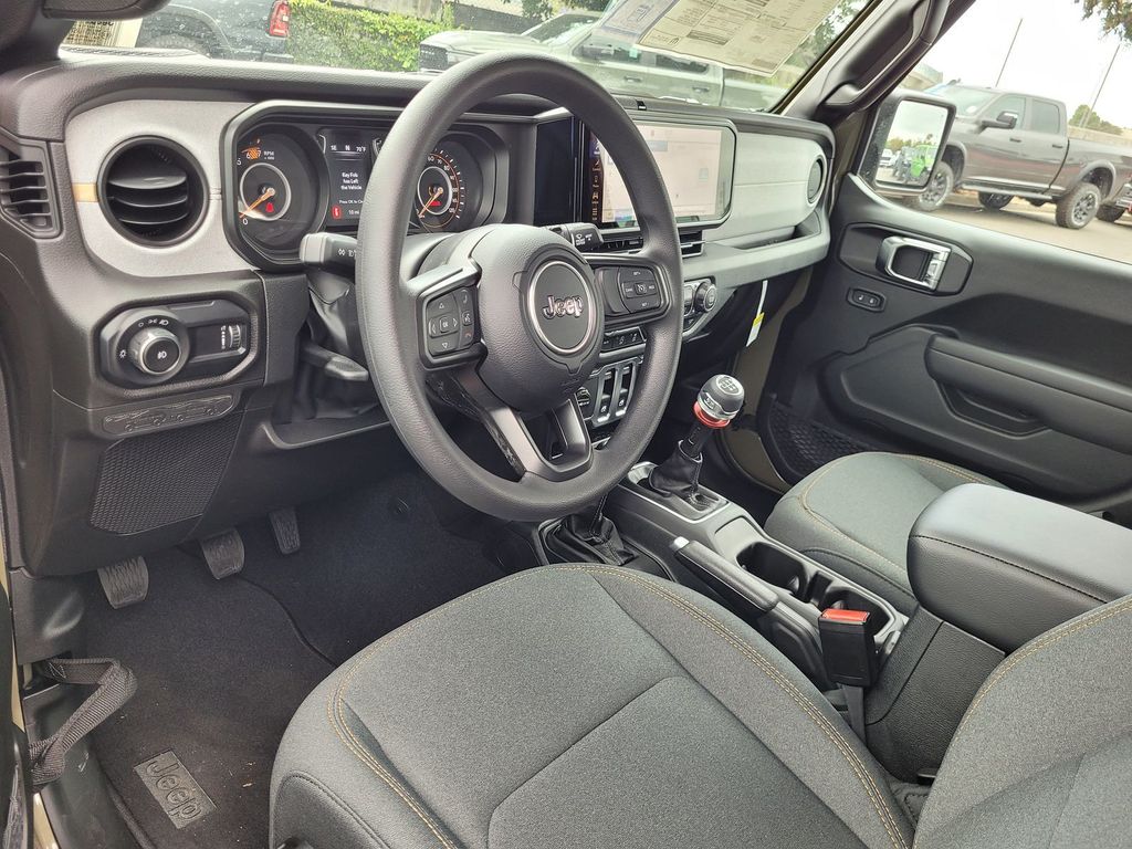 2025 Jeep Wrangler Sport photo 6