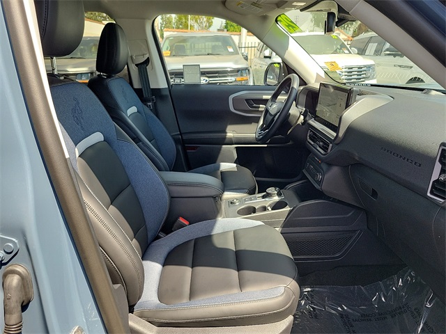 2025 Ford Bronco Sport Outer Banks photo 14