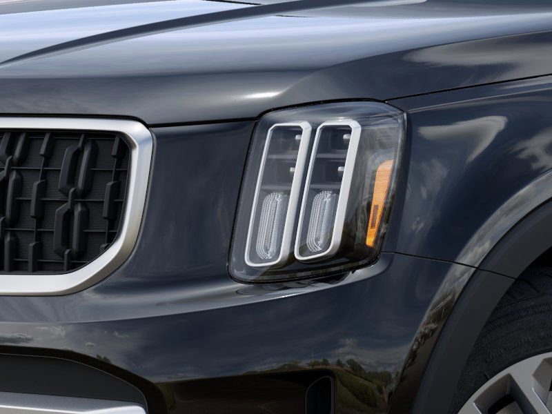2025 Kia Telluride LX photo 8