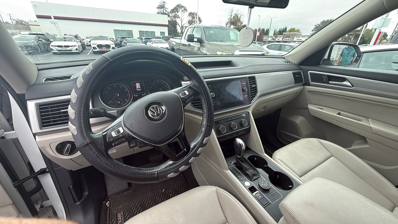 2018 Volkswagen Atlas V6 SE photo 3