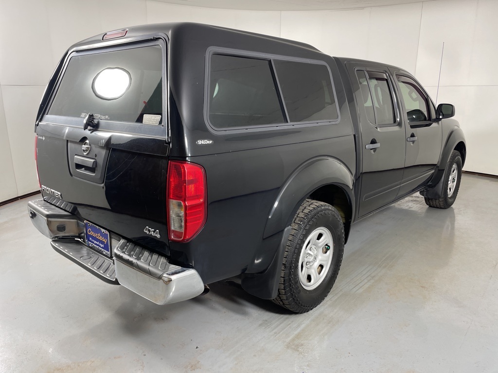 2015 Nissan Frontier S photo 8