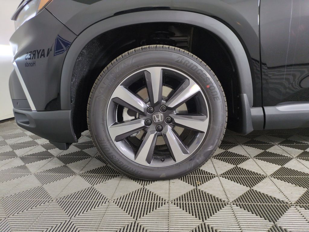 2025 Honda Pilot Touring photo 25