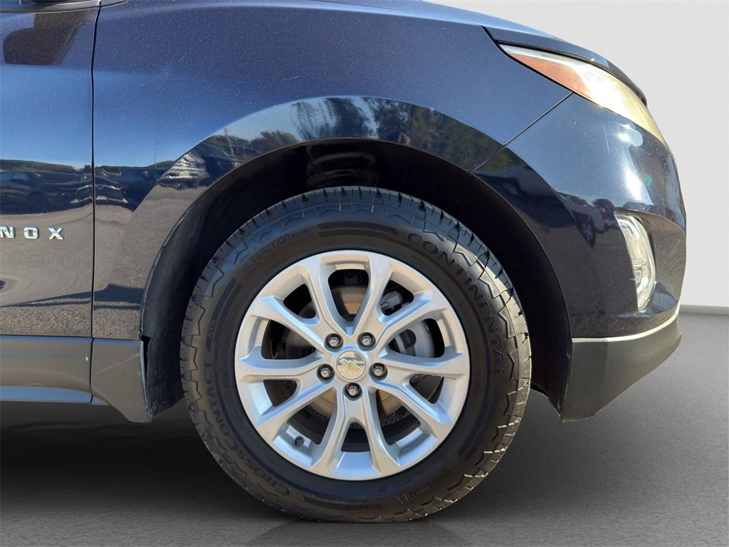 Used 2020 Chevrolet Equinox LS with VIN 3GNAXHEV1LS727512 for sale in Saint Joseph, MO