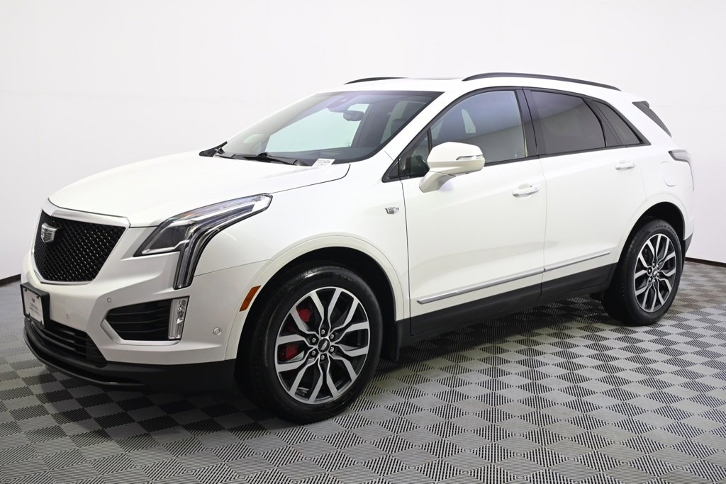 Used 2023 Cadillac XT5 Sport with VIN 1GYKNGRS4PZ103400 for sale in Minneapolis, Minnesota