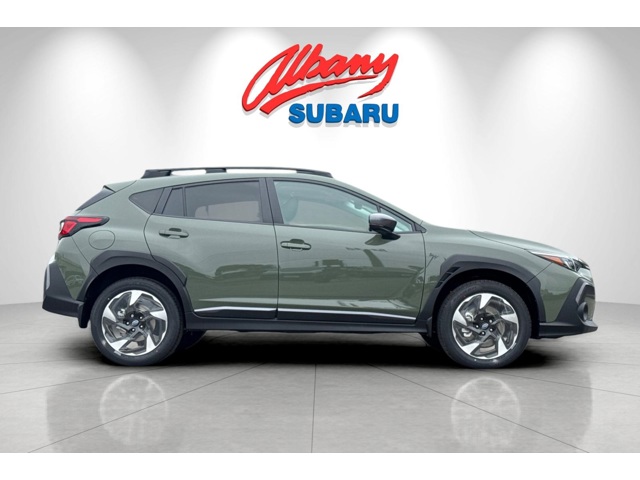 2025 Subaru Crosstrek Limited photo 3