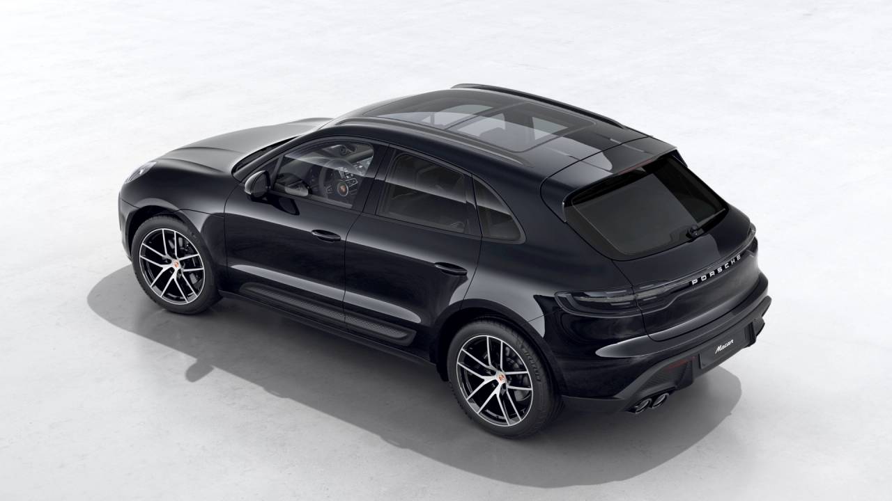 2026 Porsche Macan T photo 3