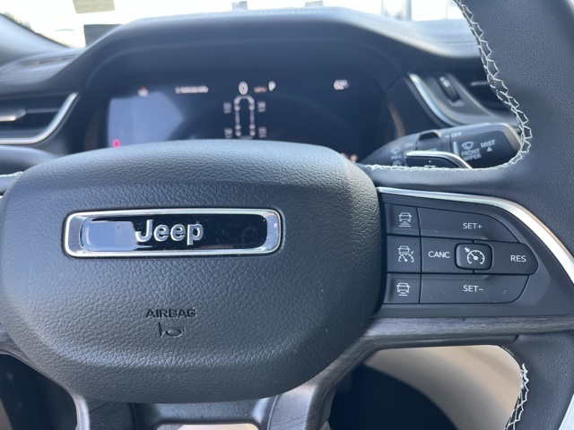 2024 Jeep Grand Cherokee Limited photo 28