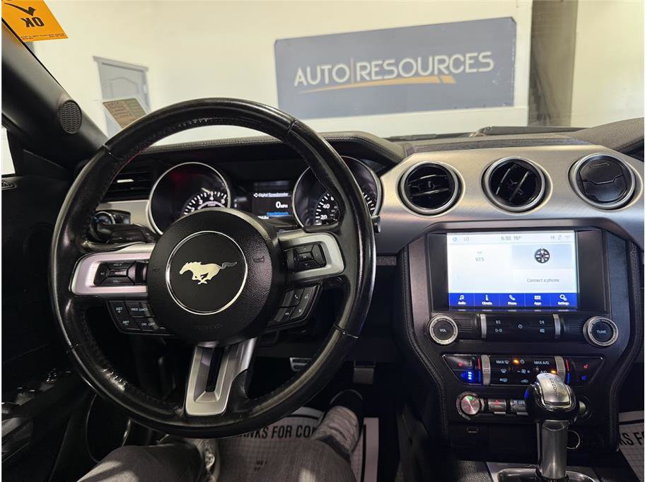 2020 Ford Mustang EcoBoost Premium Convertible photo 23