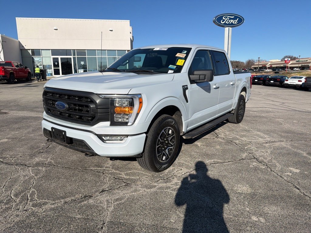 Used 2022 Ford F-150 XLT with VIN 1FTEW1EP4NKD85784 for sale in Kansas City