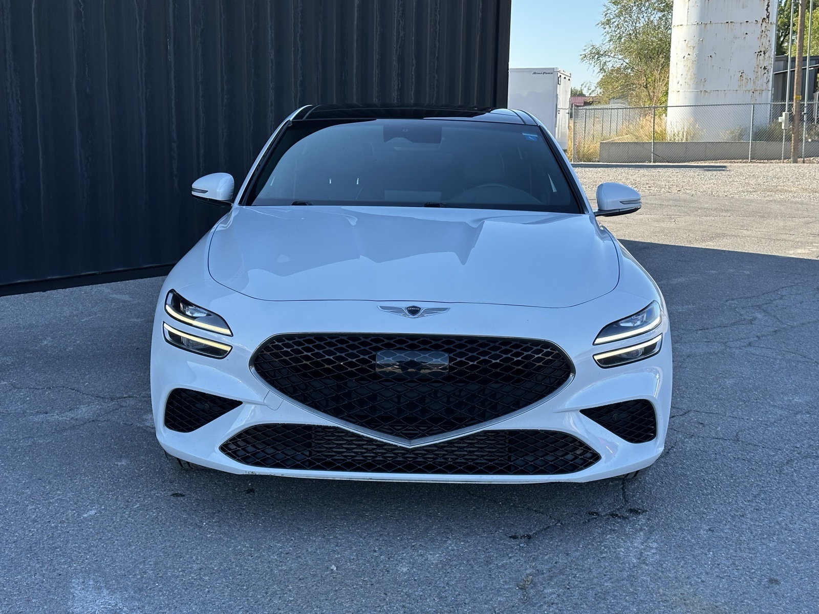 2023 Genesis G70 Sport Prestige 2.0T photo 2