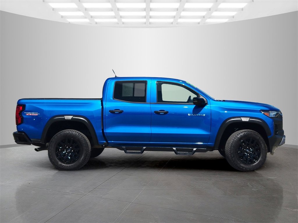 2023 Chevrolet Colorado Trail Boss photo 3