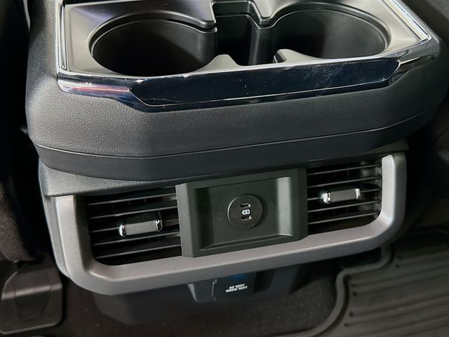 2025 Ford F-150 XLT photo 25