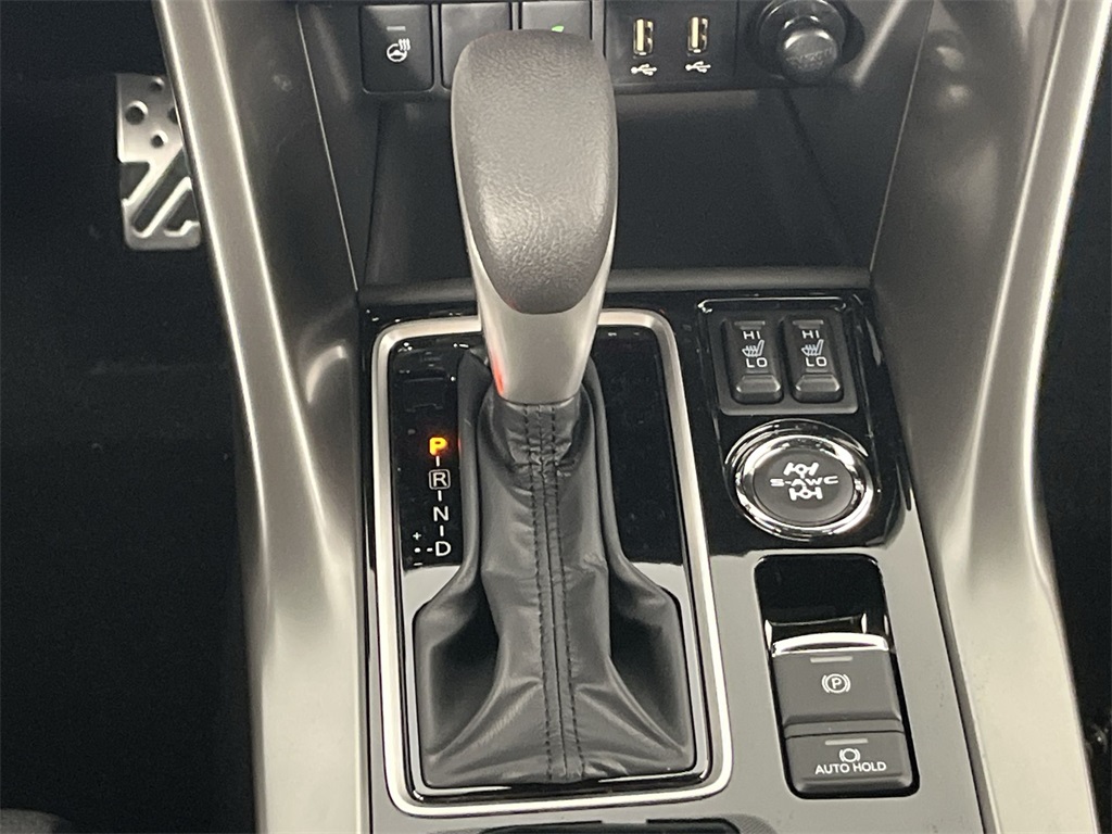 2025 Mitsubishi Eclipse Cross SEL photo 17