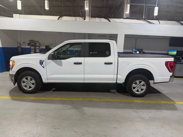 2022 Ford F-150 XLT photo 3