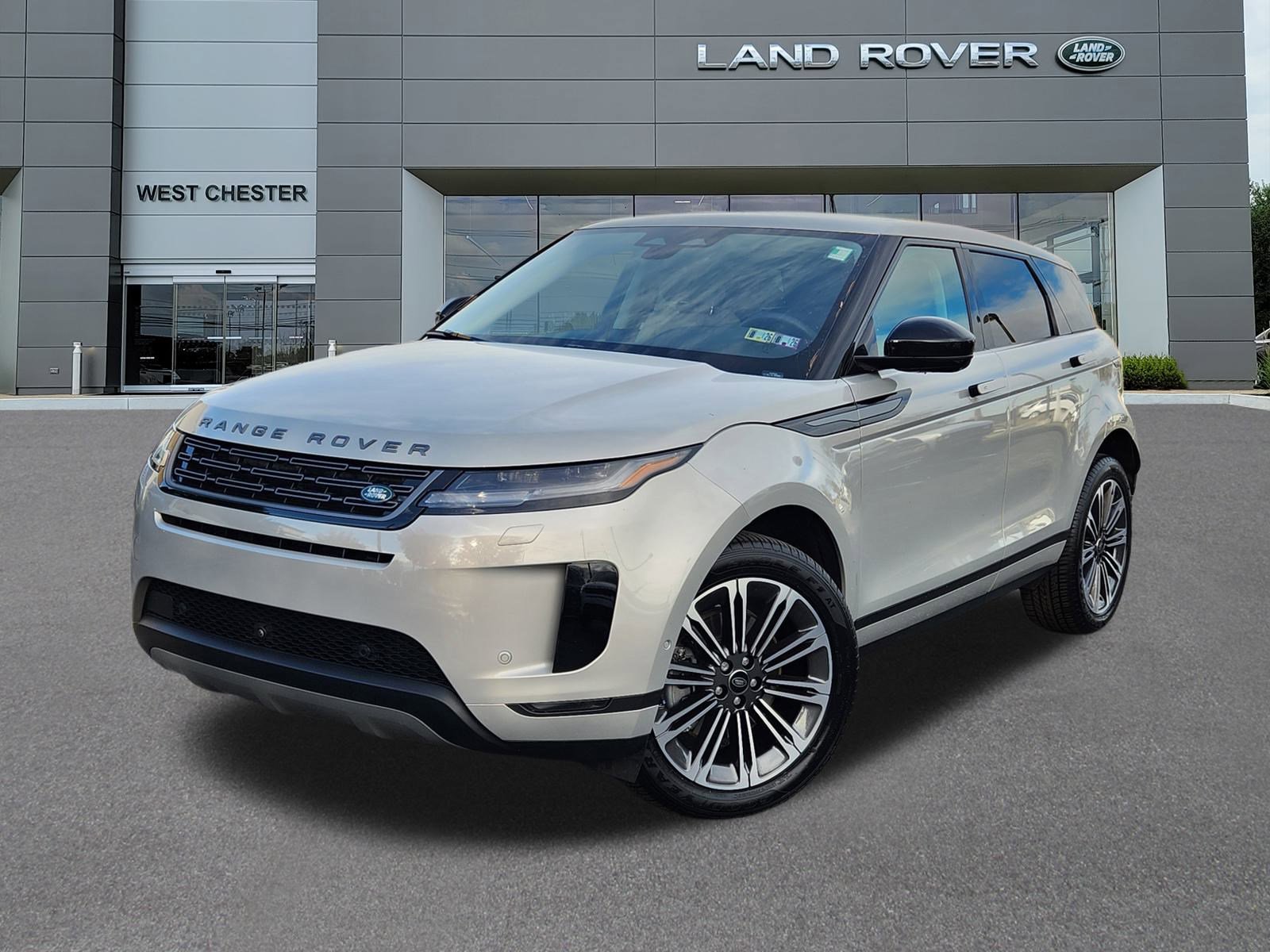 2025 Land Rover Range Rover Evoque S's photo