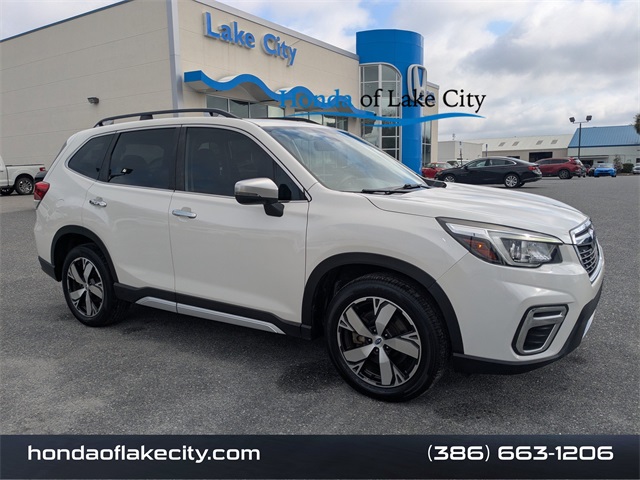 2019 Subaru Forester Touring's photo