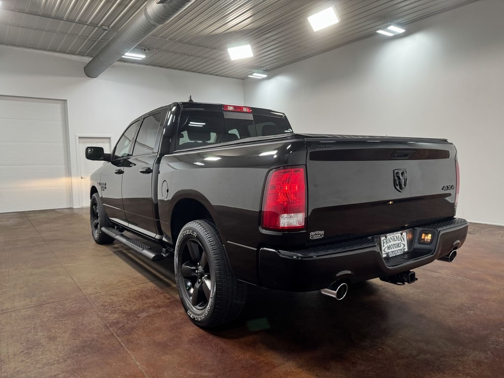 2019 Ram 1500 Classic SLT photo 32