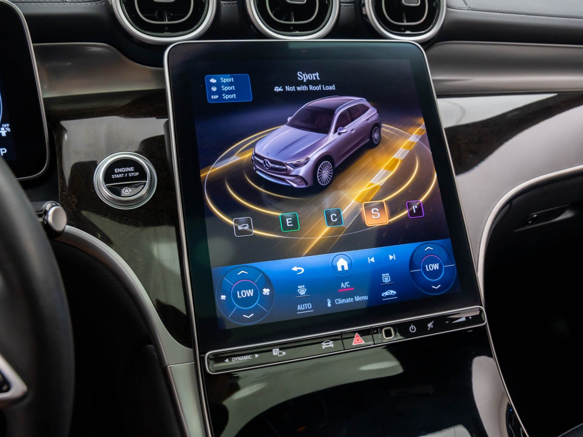 2023 Mercedes Benz GLC 300 4MATIC photo 25