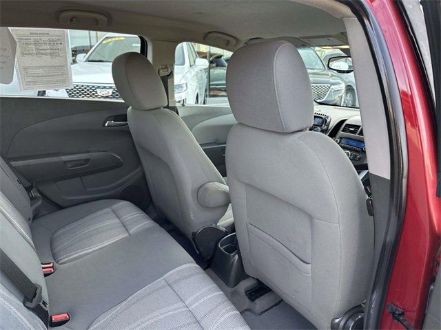 2012 Chevrolet Sonic LT photo 20