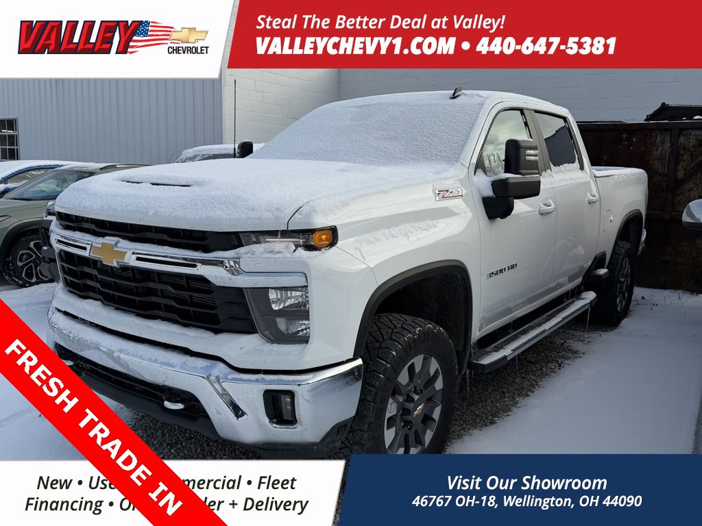 2024 Chevrolet Silverado 3500HD LT's photo