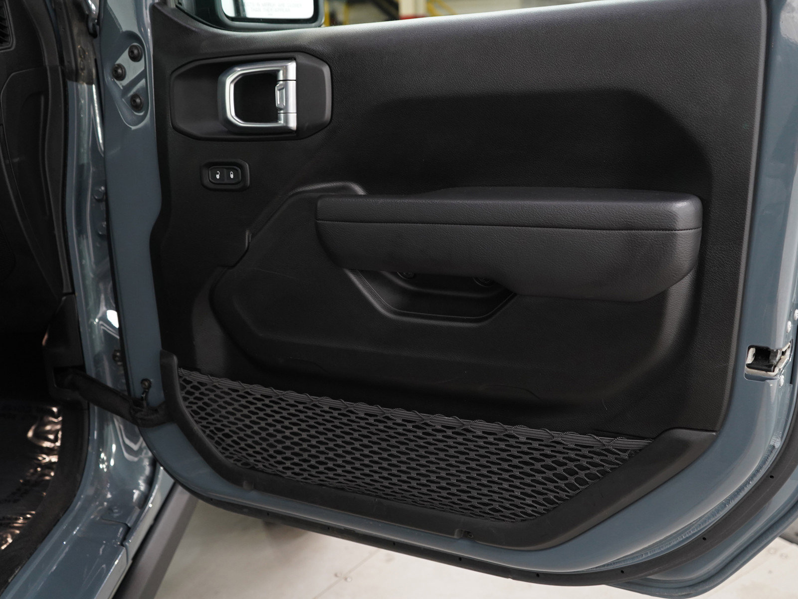 2024 Jeep Wrangler Sport S 4xe photo 9