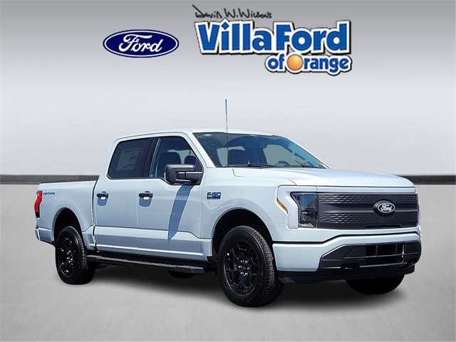 2025 Ford F-150 Lightning XLT's photo