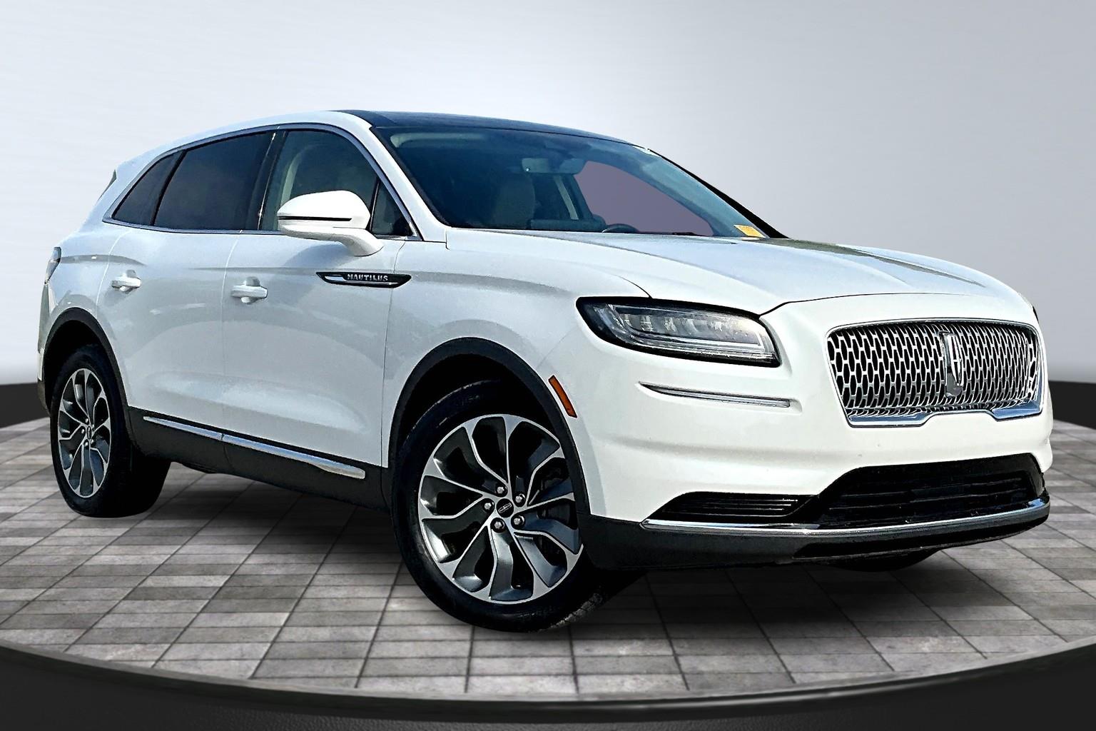 2022 Lincoln Nautilus Reserve's photo