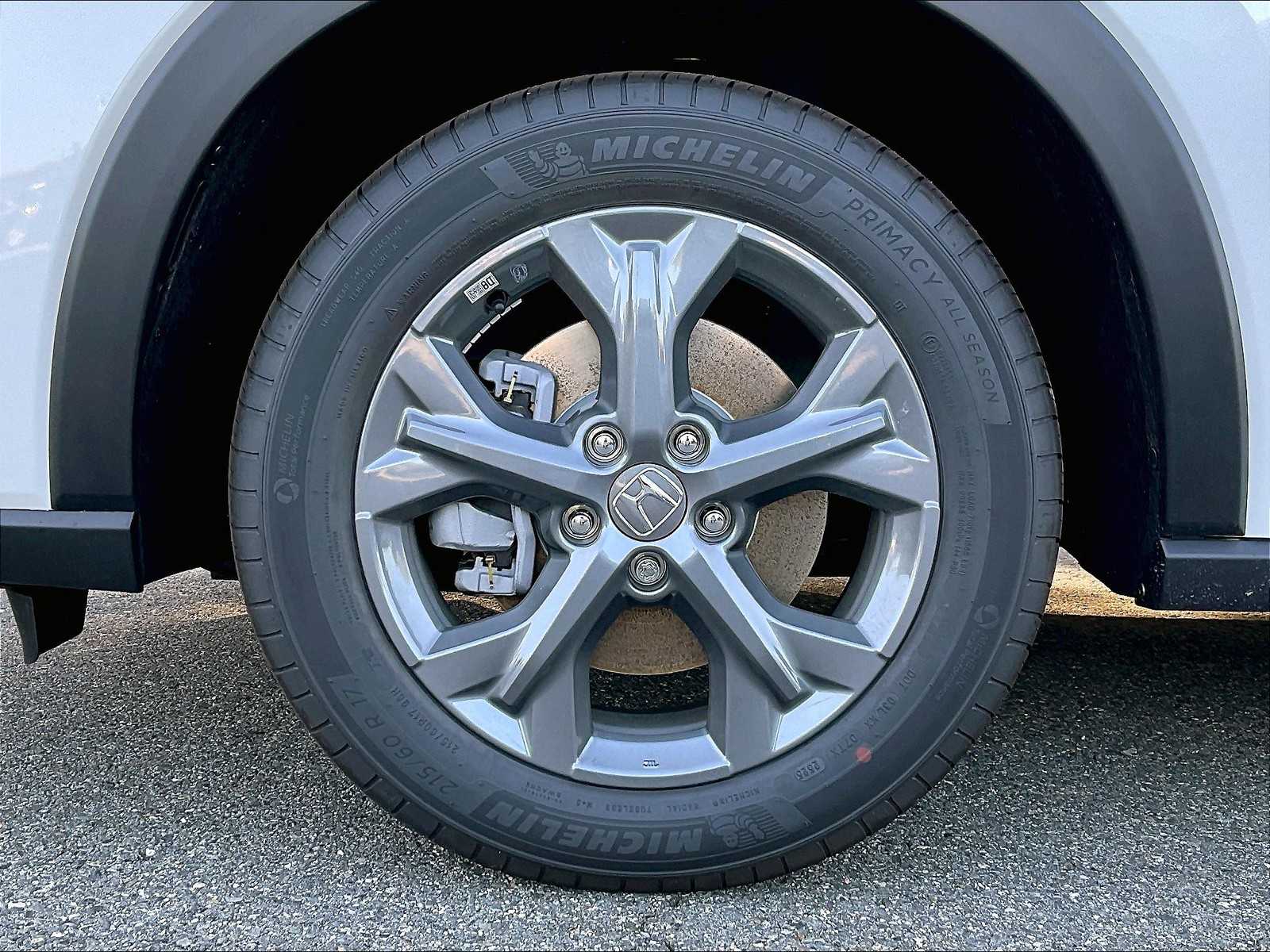 2026 Honda HR-V LX photo 6
