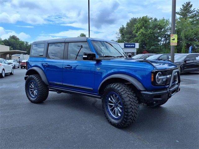 2021 Ford Bronco First Edition photo 15