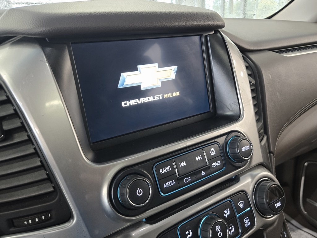 2017 Chevrolet Suburban Premier photo 33