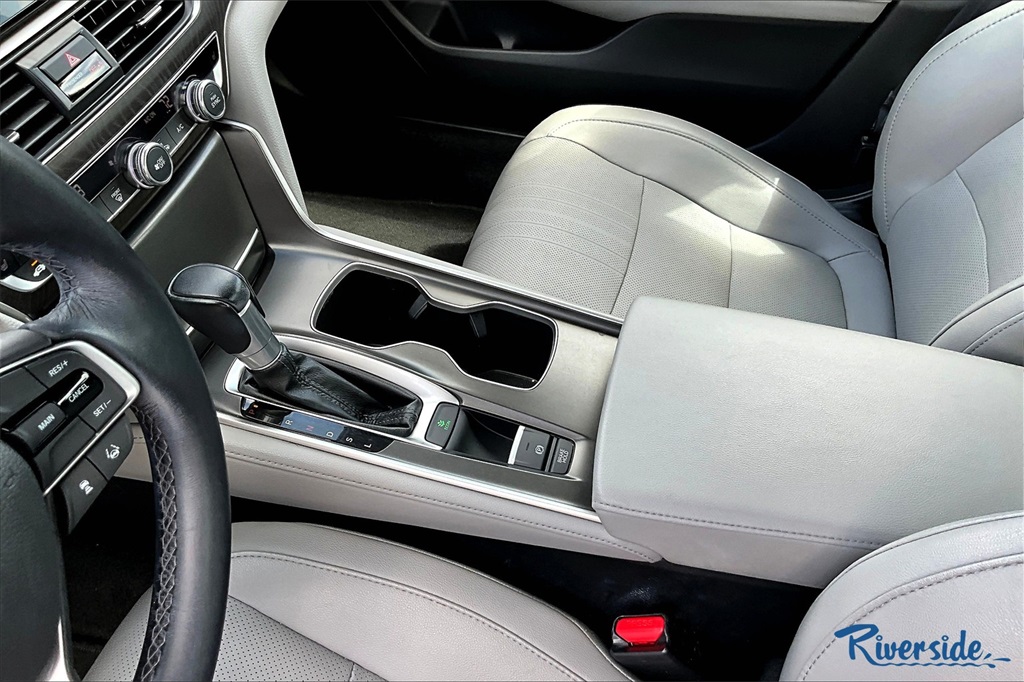 2020 Honda Accord EX-L photo 17