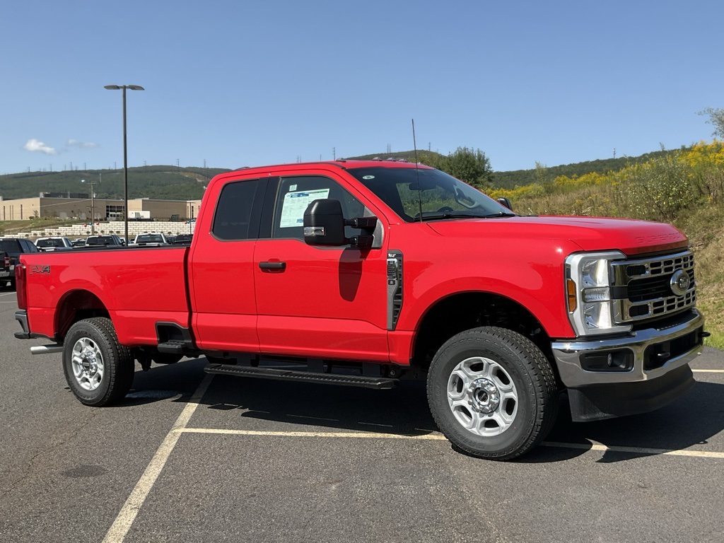 2026 Ford F-250 Super Duty XLT's photo