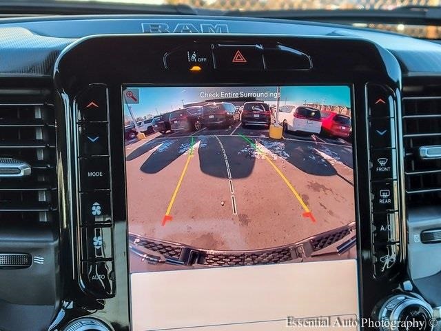 2025 RAM 1500 - Image 19