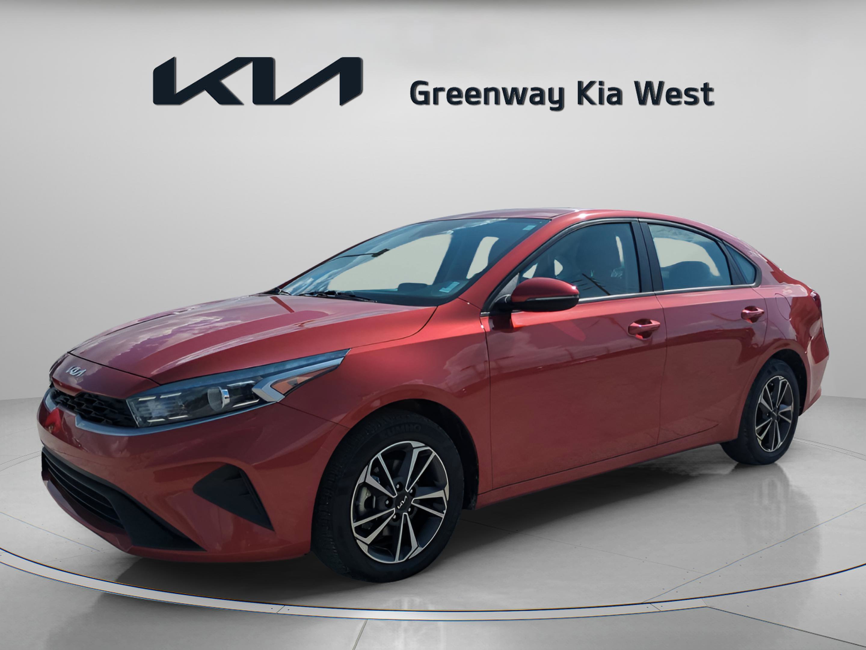 2023 Kia Forte LX photo 4